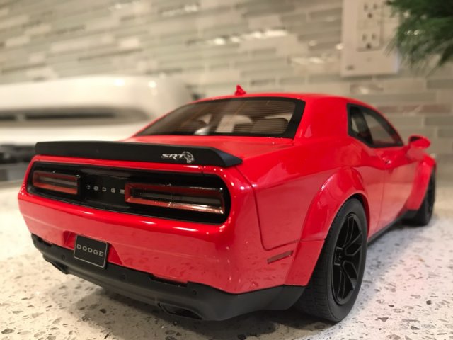 hellcat diecast 4.jpg