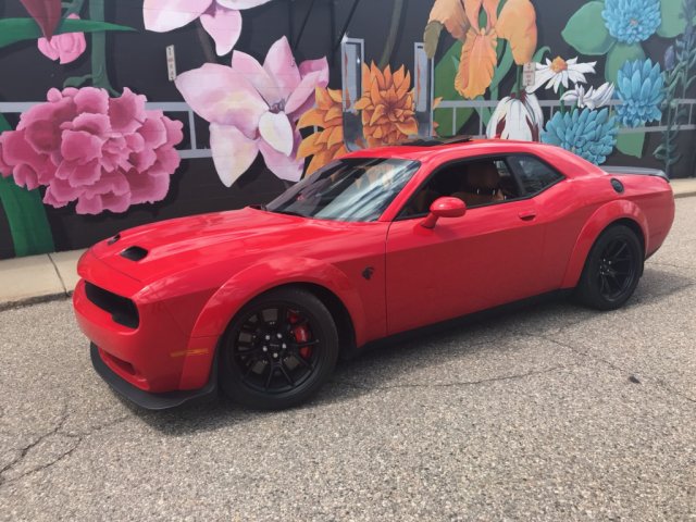 Hellcat grafitti.jpg